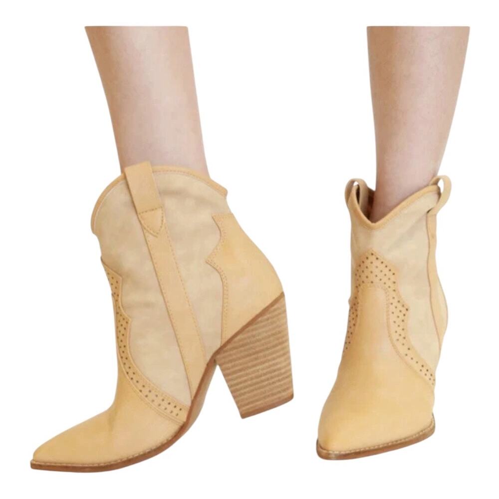 Buckle Beast Boots Tan 7.5 Women